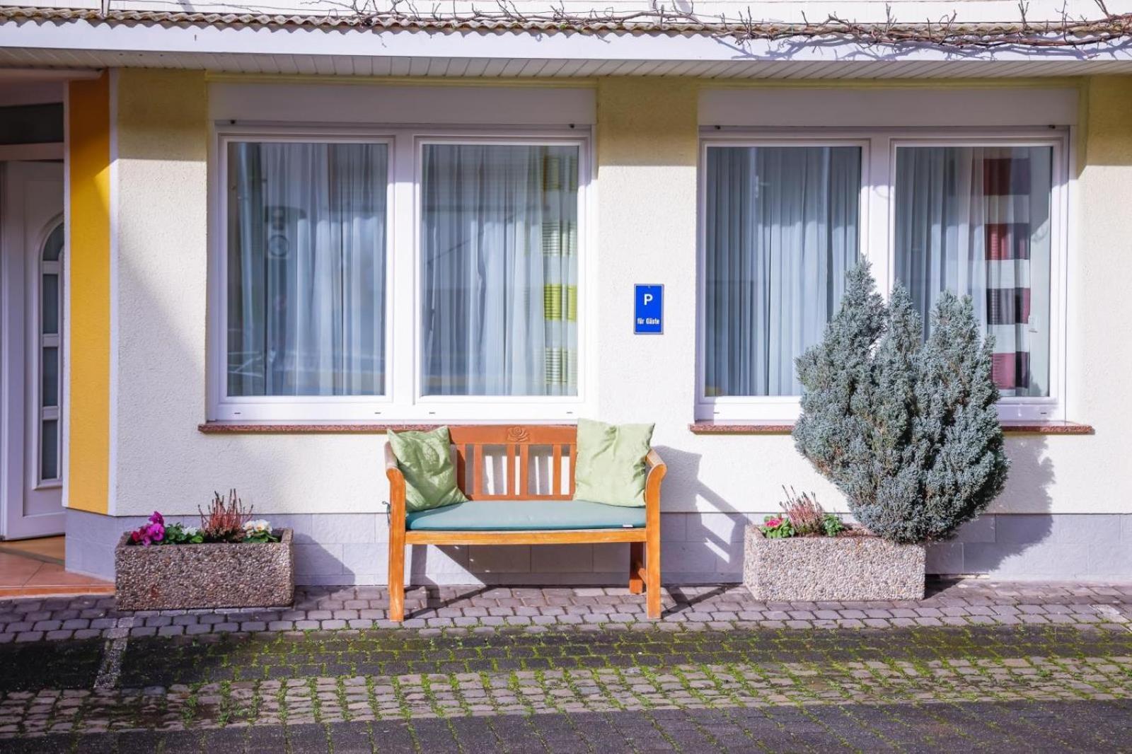 Ferienwohnung 3 Am Petersberg Neef Exterior photo